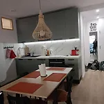 F3 Apartman *